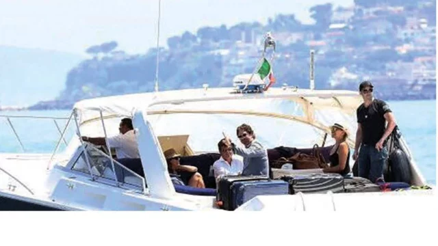 Barbara d'Urso e Gerald Butler in barca