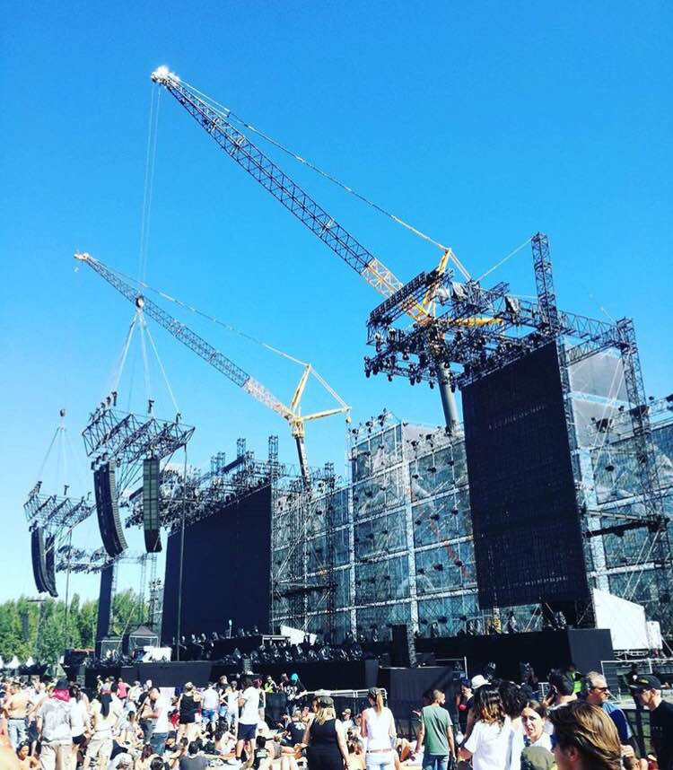 Il mega palco del Modena Park