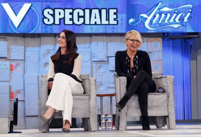 Tv Si Spegne E Riaccende In Continuazione
