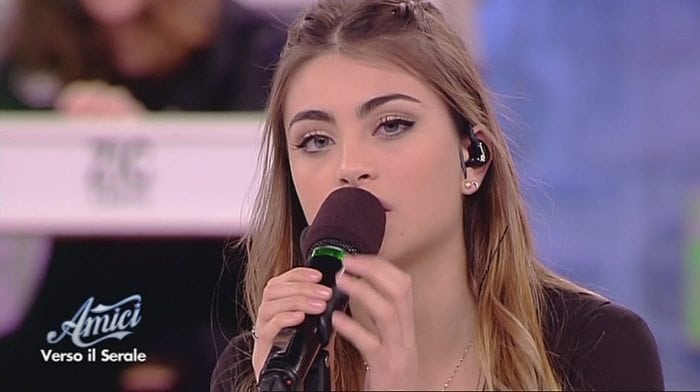 Amici Emma Muscat: età, vita privata, news e amori della cantante