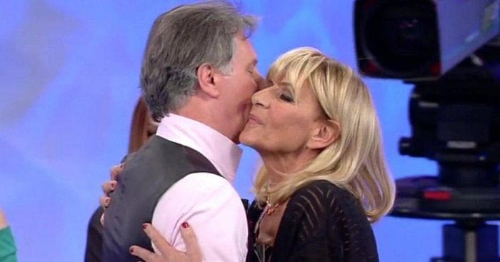 Gemma Galgani e Giorgio Manetti: la verità sul bacio da Costanzo