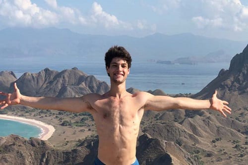 giovani nudo foto