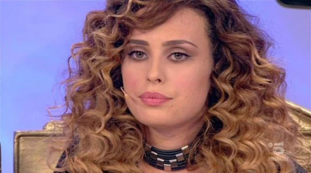 Sara Affi Fella si trova in ospedale. L'ex tronista ha subito un intervento: ecco le parole per i fans
