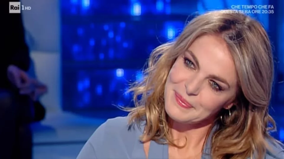 Claudia Gerini oggi a Domenica In ha ricordato Franco Califano e parlato dell'amore per la sua famiglia