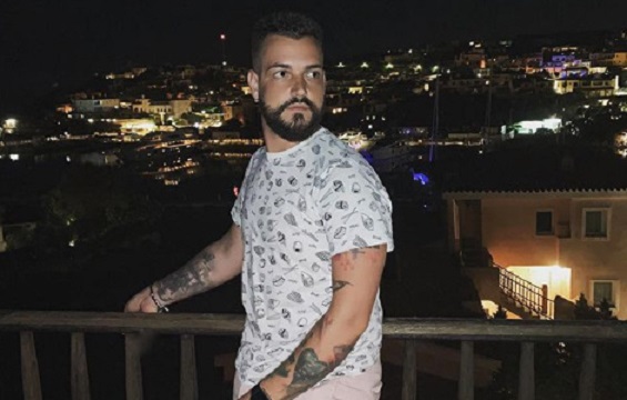 Valerio Scanu confuso per Marco Carta e attaccato: la dura reazione del cantante