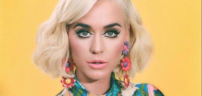 Katy Perry accusata di molestie sessuali dal modello Josh Kloss