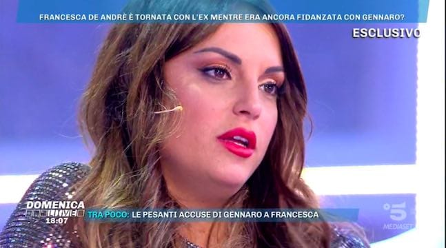 Francesca De Andrè in lacrime tra il complotto della sorella Fabrizia e Giorgio