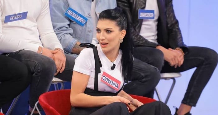 https://www.novella2000.it/wp-content/uploads/2019/11/giovanna-abate-furiosa-con-giulio-raselli-commenta-giulia-durso.jpg https://www.novella2000.it/wp-content/uploads/2019/11/giovanna-abate-furiosa-con-giulio-raselli-commenta-giulia-durso.jpg