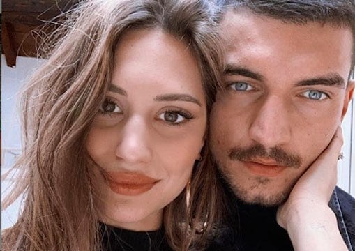 Beatrice Valli parla della gravidanza e rimanda le nozze con Marco Fantini, spiegando il motivo