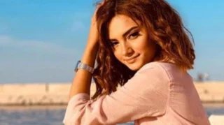 Il Collegio: Mariana Aresta in lacrime dopo essere stata cacciata di casa, si sfoga