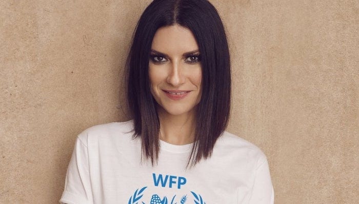 Laura Pausini fa una donazione alla Croce Rosse Italiana: il messaggio di ringraziamento