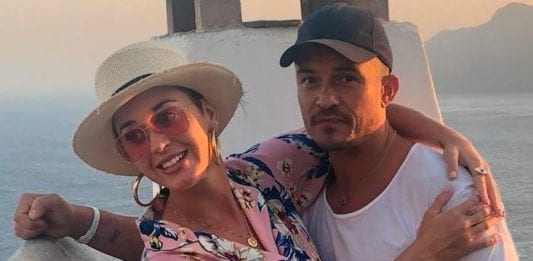 Katy Perry è incinta di Orlando Bloom: la coppia in attesa del primo figlio