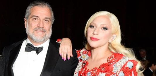 Lady Gaga: il padre apre una raccolta fondi, ma finisce al centro della polemica