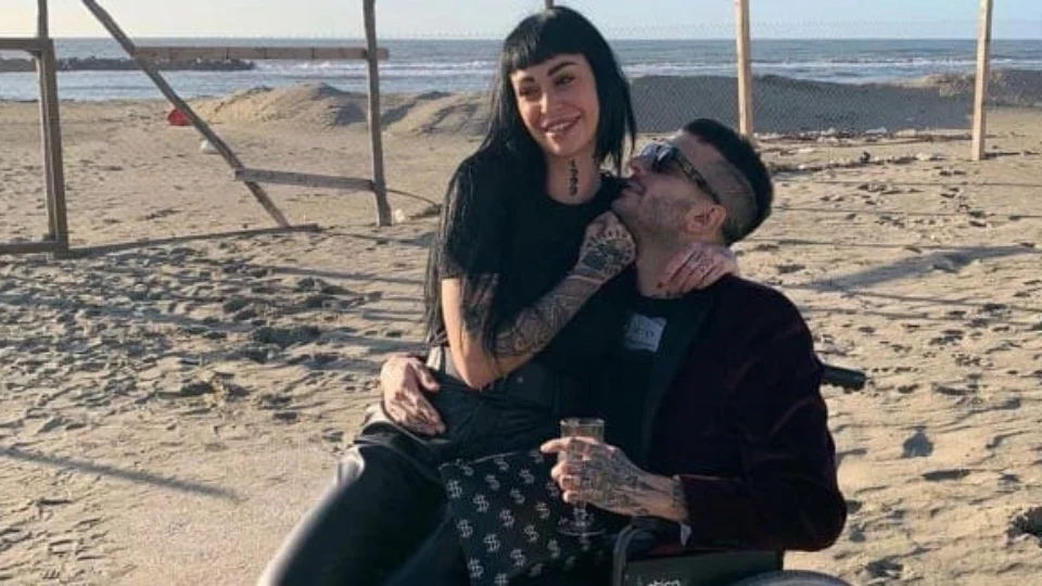 Valentina Dallari e Junior Cally si sono lasciati: l'ex tronista si sfoga e attacca duramente il rapper