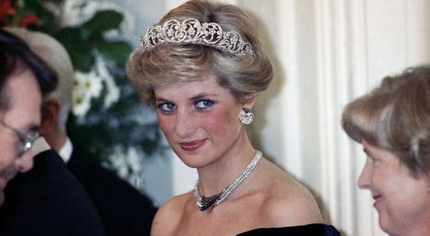 Lady Diana ha tentato il suicidio per 4 volte: arriva il documentario choc