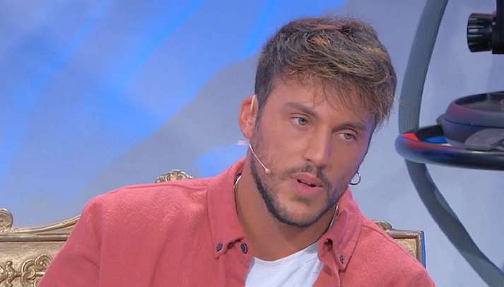 Giulio Raselli dice la sua sul trono di Giovanna Abate, ma non manca una frecciatina