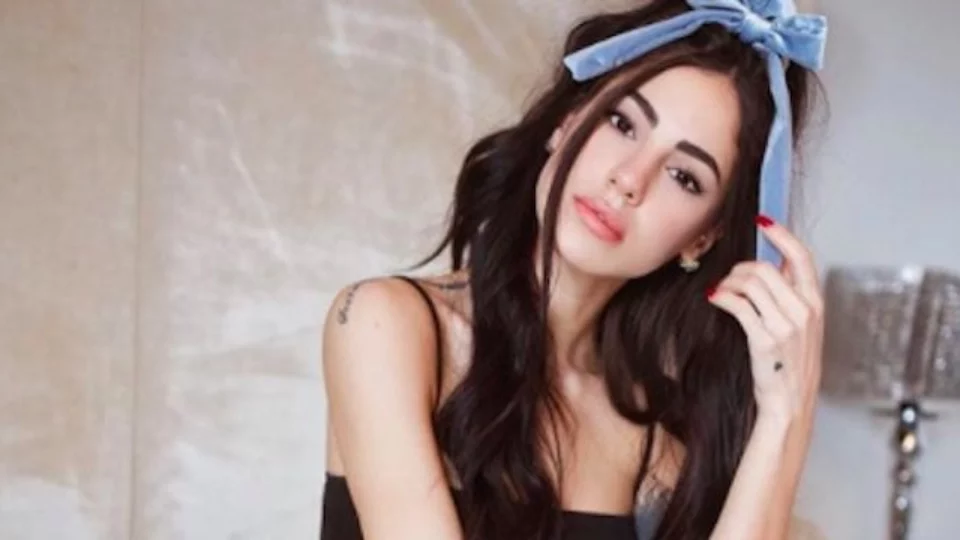 Giulia De Lellis: febbre alta per l’influencer, che tranquillizza i fan