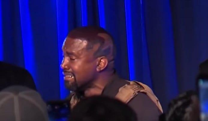 Kanye West in lacrime al suo primo comizio elettorale: il discorso