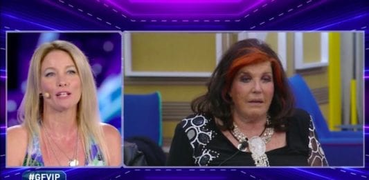 Flavia Vento furiosa contro Patrizia De Blanck: è scontro (VIDEO)