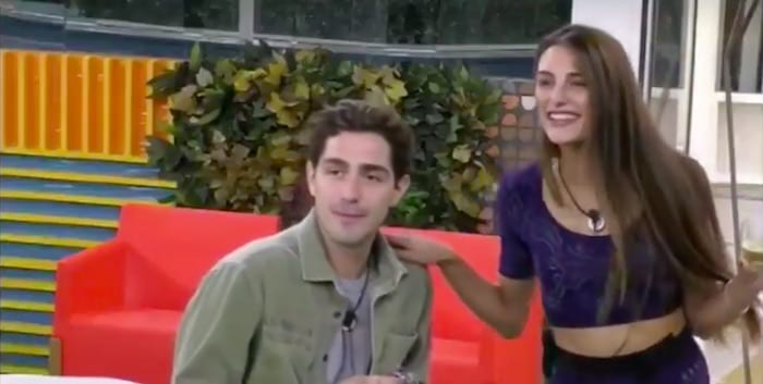 Francesca Pepe prova a baciare Tommaso Zorzi (VIDEO)