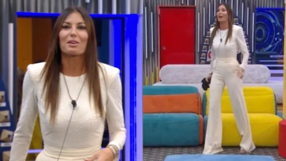 Elisabetta Gregoraci: quanto costano la tuta e le scarpe indossate ieri