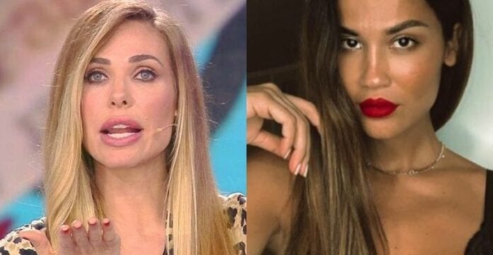 ilary-blasi-e-francesca-lodo-letterine-insieme-a-passaparola