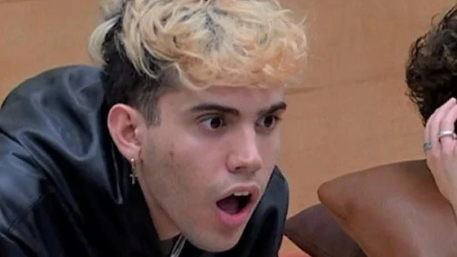 Aka7even scopre di essere “morto” in una fanfiction: la sua reazione