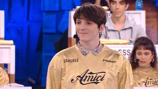 Samuele Barbetta, dopo Amici, incontra un ex allievo della scuola (FOTO)