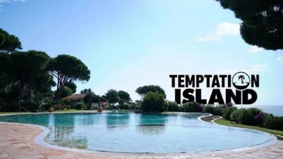 Temptation Island: il villaggio colpito da una tromba d’aria. Il video