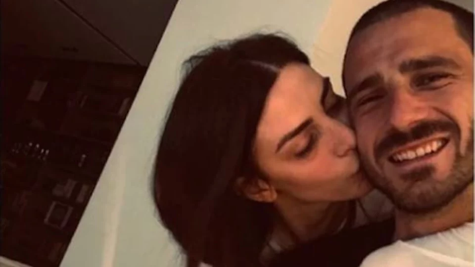 Leonardo Bonucci, la moglie sente la sua mancanza- la piccante dedica