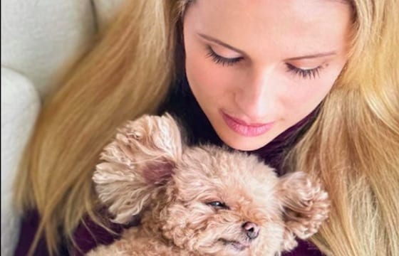 Michelle Hunziker dice addio alla cagnolina Lilly. Il toccante messaggio