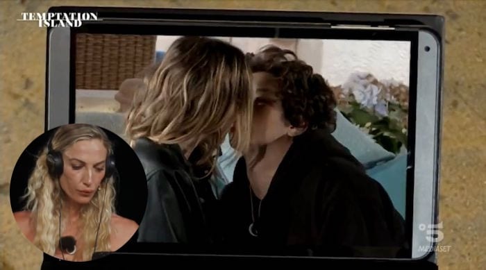 Temptation Island: Tommaso e la single Giulia si sono baciati (VIDEO)