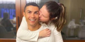 Cristiano Ronaldo e sua sorella Katia - Up & Down