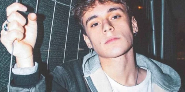 davide vavalÃ  tatuaggio bocca