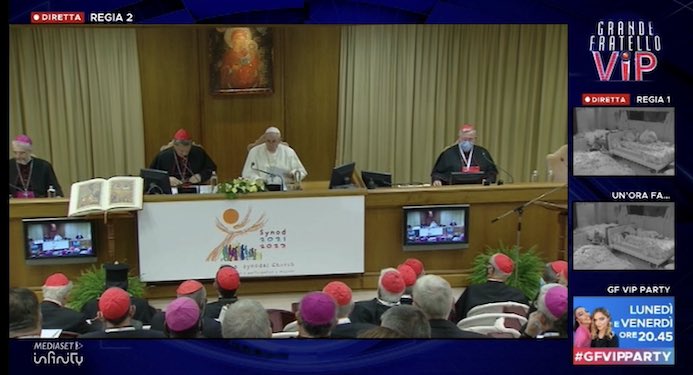 GF Vip 6: la regia manda per sbaglio in onda le immagini di Papa Francesco