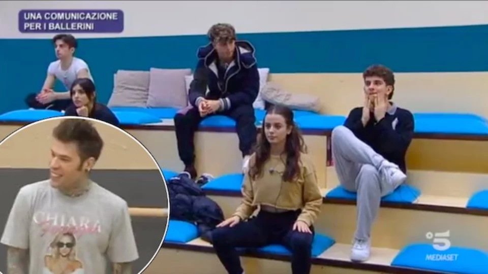 Amici 21, arriva Fedez e ballerà una coreografia con gli allievi: le reazioni