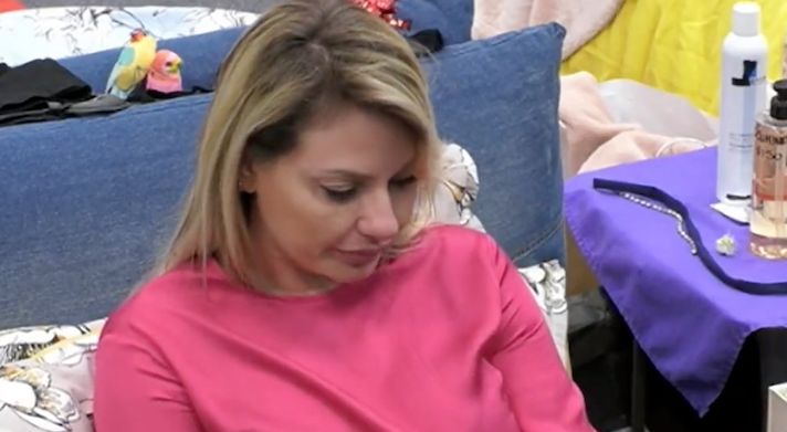 Manila Nazzaro Perde Due Denti Disavventura Per L ex Miss Italia