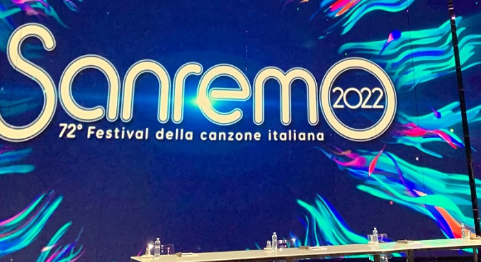 Sanremo 2022, uno dei big positivo al covid a pochi giorni dall’inizio