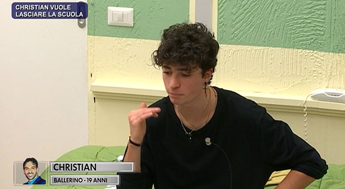 Amici 21: Christian vuole andarsene, Maria De Filippi interviene (VIDEO)