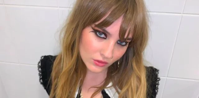 Victoria De Angelis