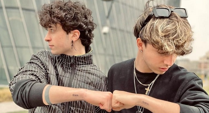 Christian e Mattia di Amici 21 si sono fatti un tatuaggio insieme (FOTO)