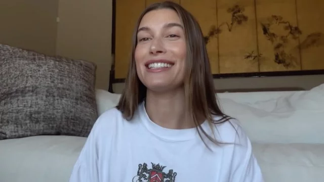 Hailey Baldwin ha avuto un mini ictus: il forte racconto