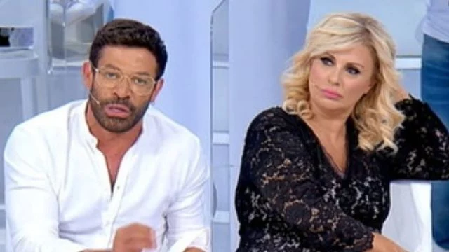 tina cipollari gianni sperti quanto guadagnerebbero uomini e donne