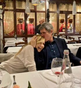 Lorella Cuccarini con il marito per il compleanno