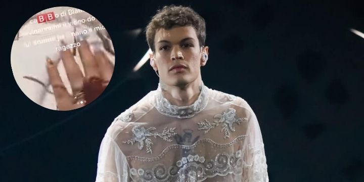 Blanco, una ragazza tocca le sue parti intime durante un concerto Blanco, una ragazza tocca le sue parti intime durante un concerto