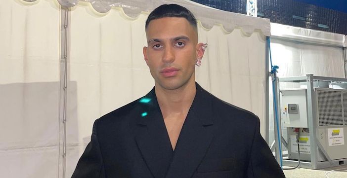 Mahmood pubblica una sua foto di quando era bambino