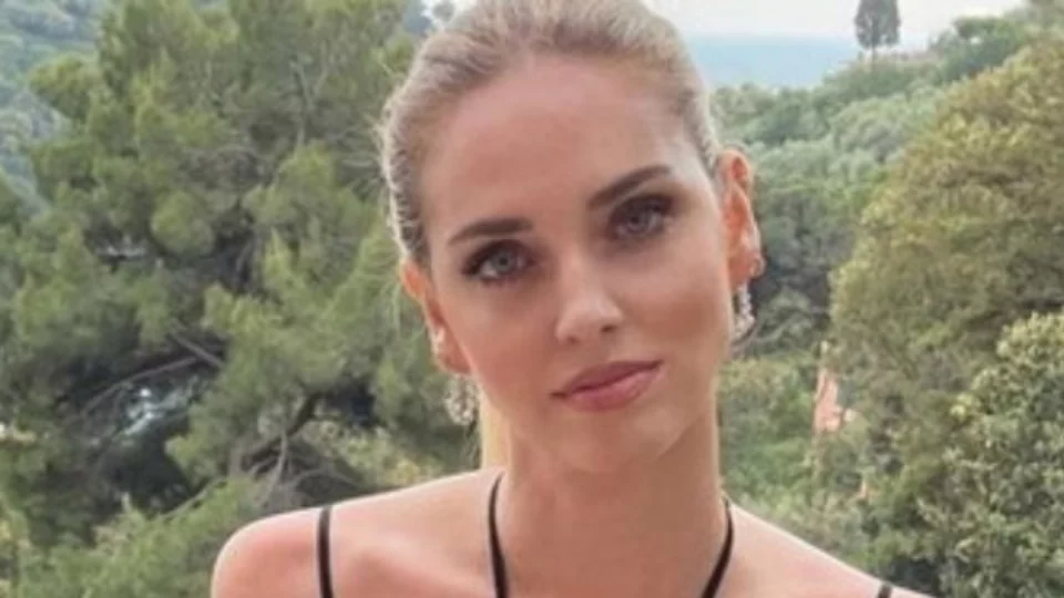 chiara ferragni doppio cognome figli