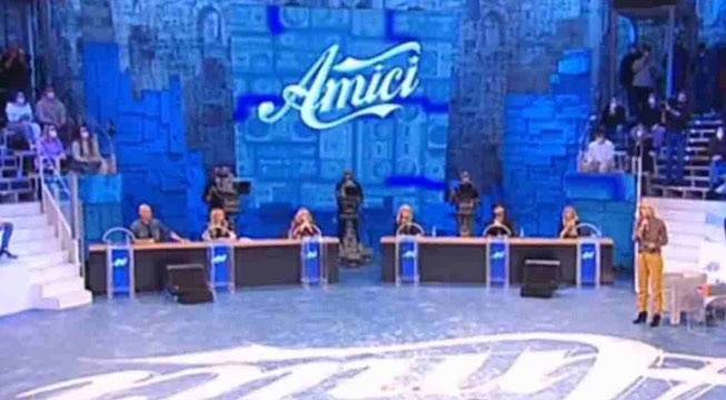 Amici 22, svelati i professori del talent show tra conferme e new entry