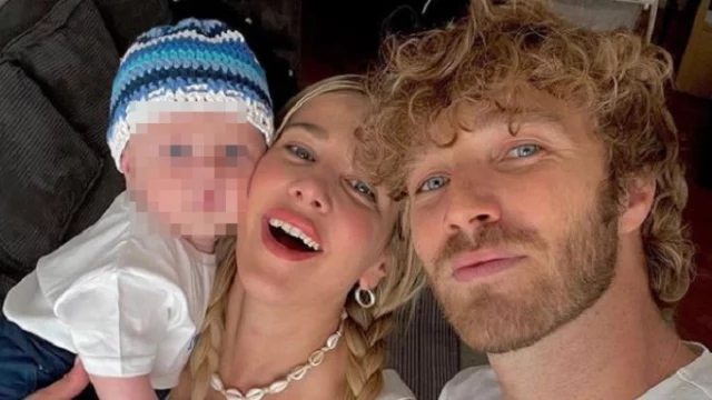 Clizia Incorvaia e Paolo Ciavarro, anche il figlio appena nato con il covid