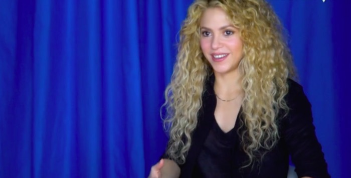 Shakira ancora nei guai: denunciata da due ex dipendenti